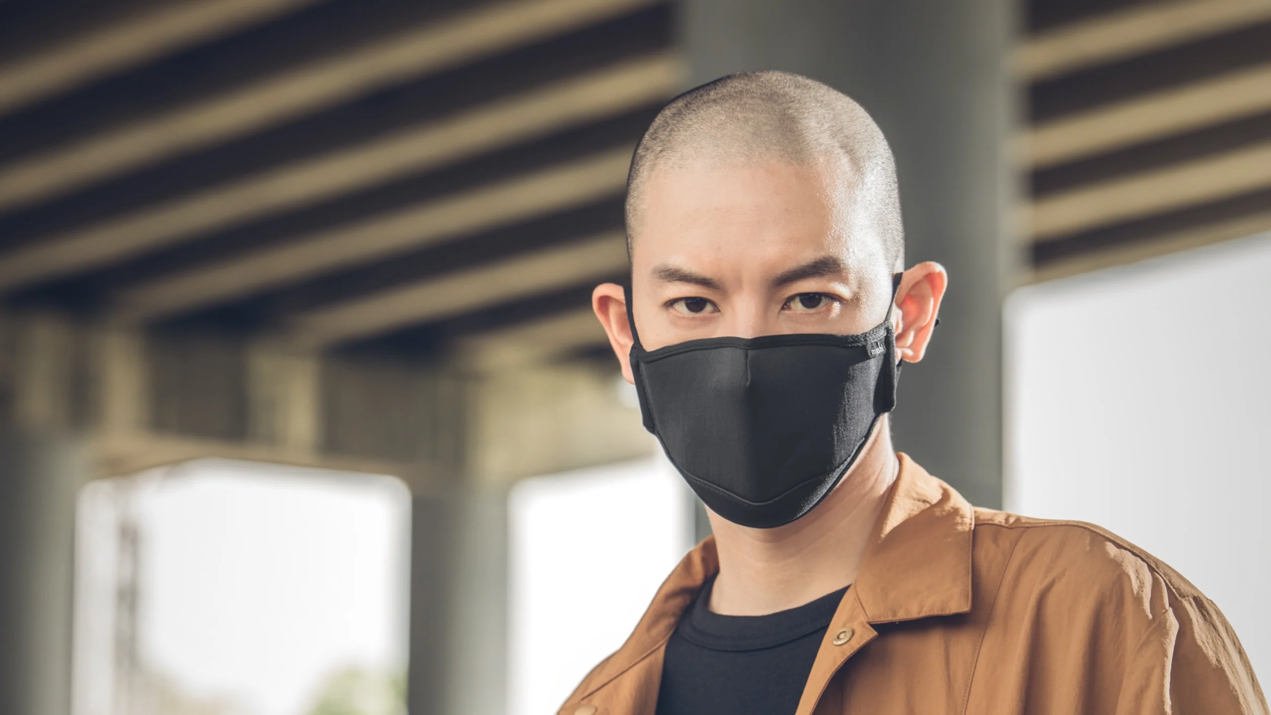 OmniGuard™ Mask with 3 replaceable Nanohedron™ filters - Image 12