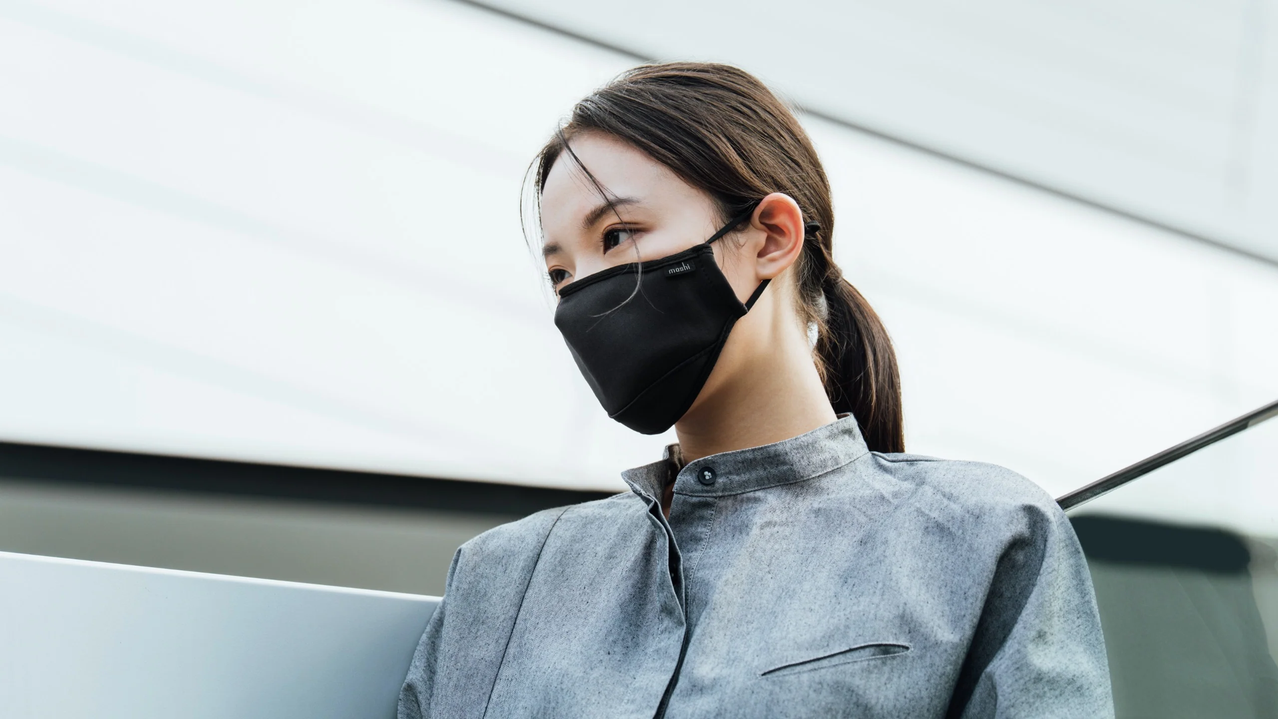OmniGuard™ Mask with 3 replaceable Nanohedron™ filters - Image 17