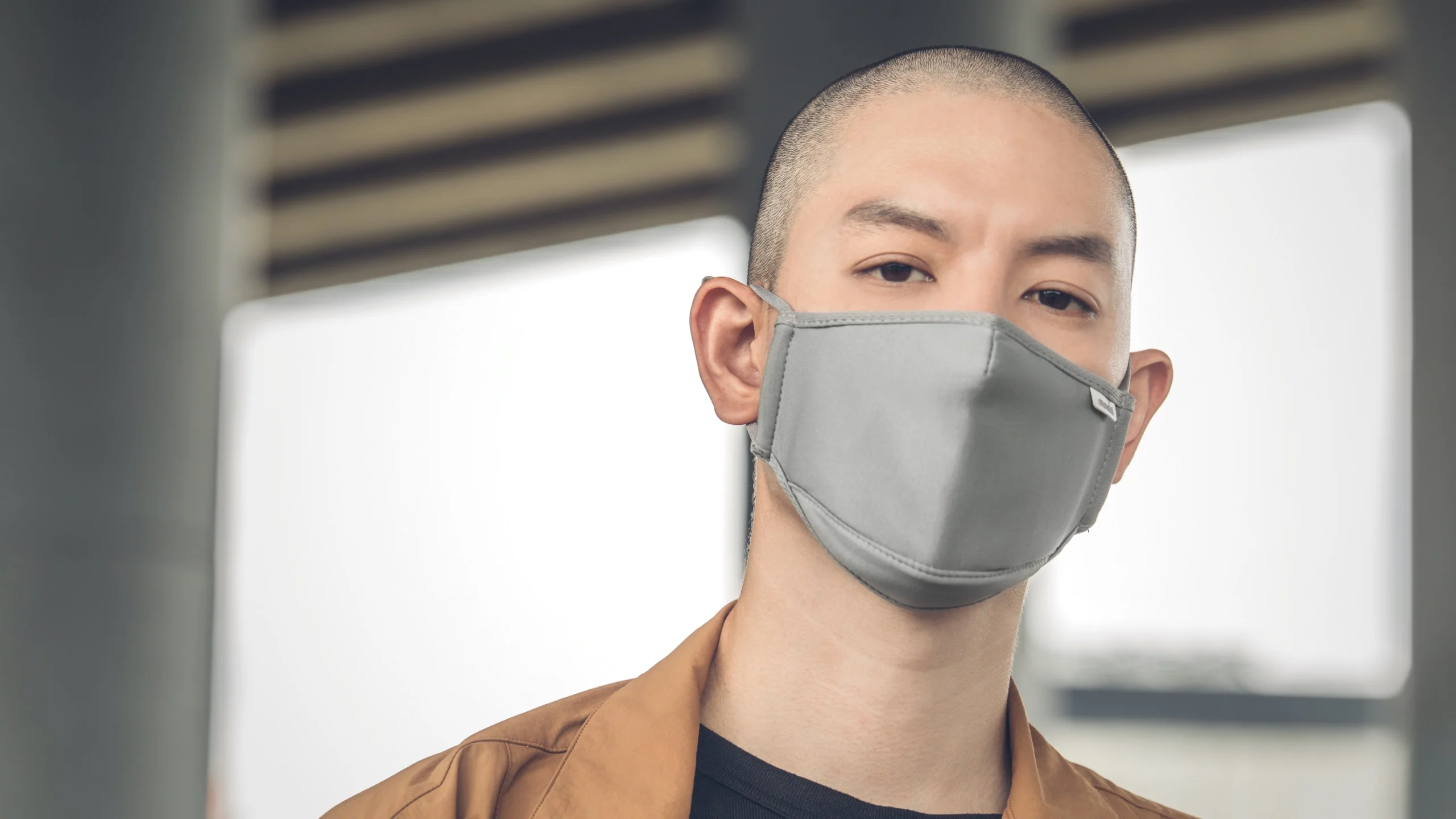 OmniGuard™ Mask with 3 replaceable Nanohedron™ filters - Image 29